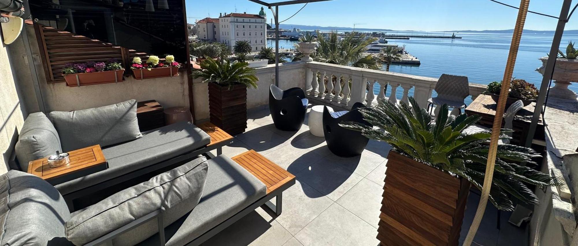 Riva Luxury Suites Split Bagian luar foto