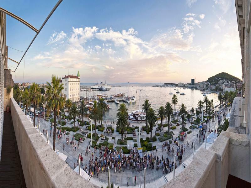 Riva Luxury Suites Split Bagian luar foto