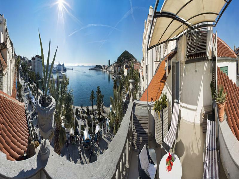 Riva Luxury Suites Split Bagian luar foto