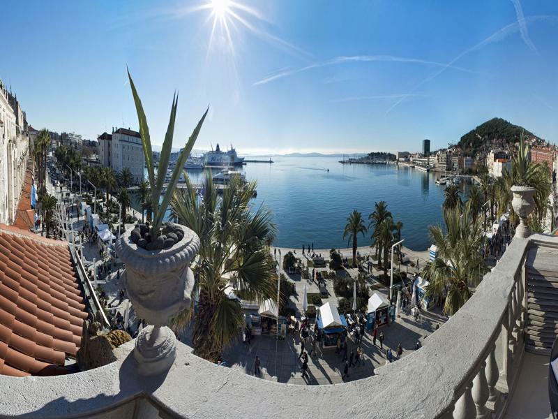 Riva Luxury Suites Split Bagian luar foto